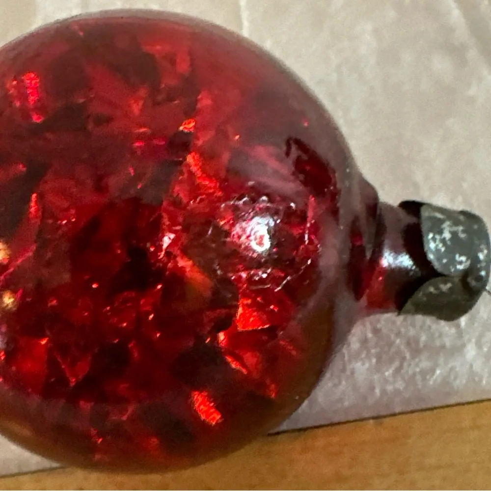 VINTAGE UNSILVERED RED TINSEL GLASS ORNAMENT USSR